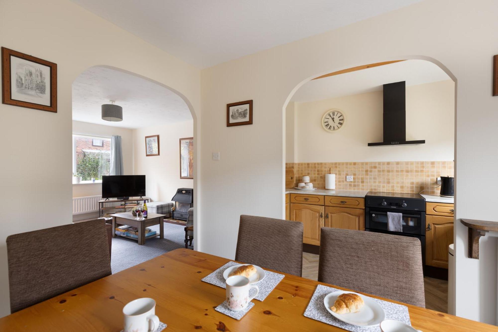 Сasa de vacaciones Ebor House Cosy 3-bed House With Parking York