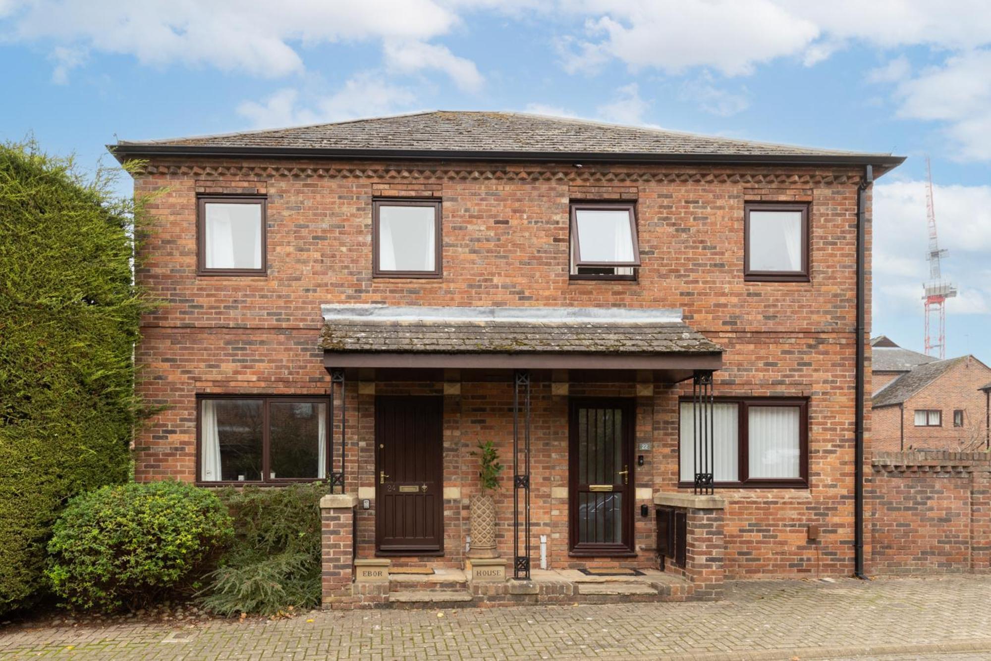 Holiday home Ebor House Cosy 3-bed House With Parking York